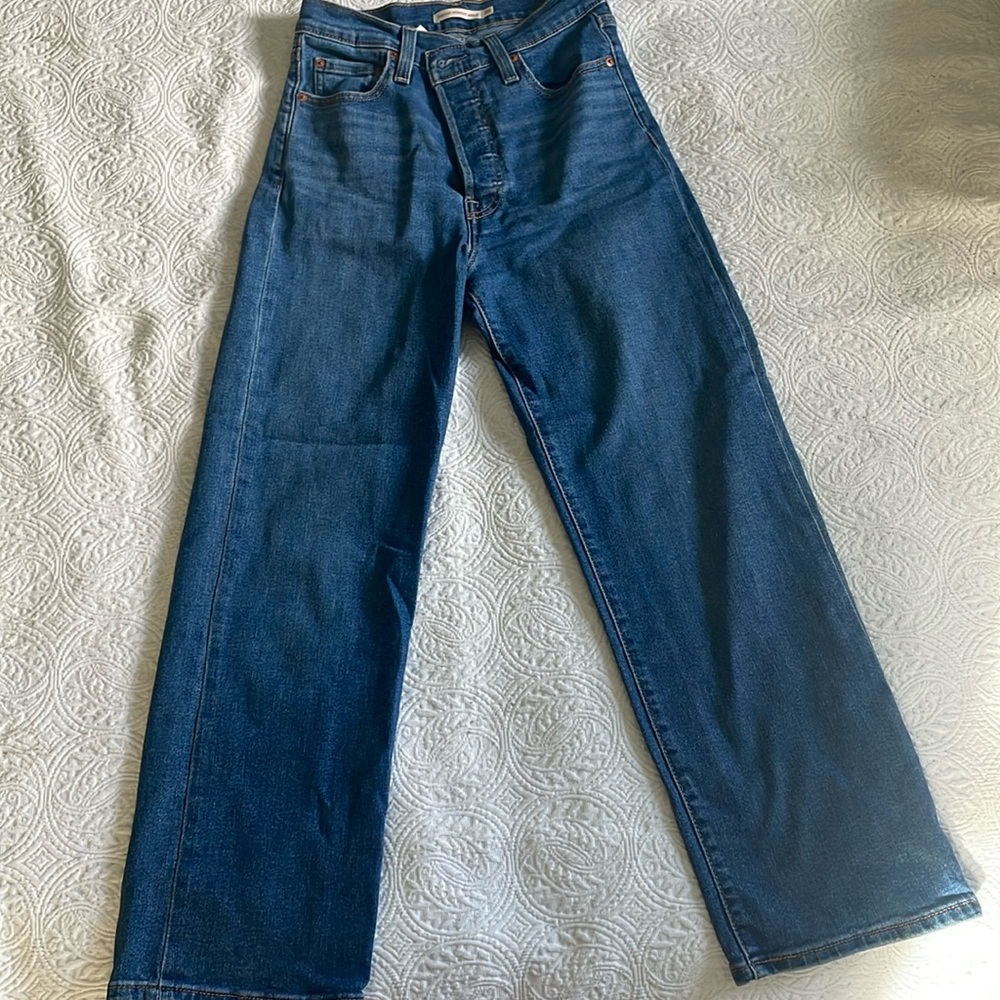 Levis Ribcage Straight Ankle